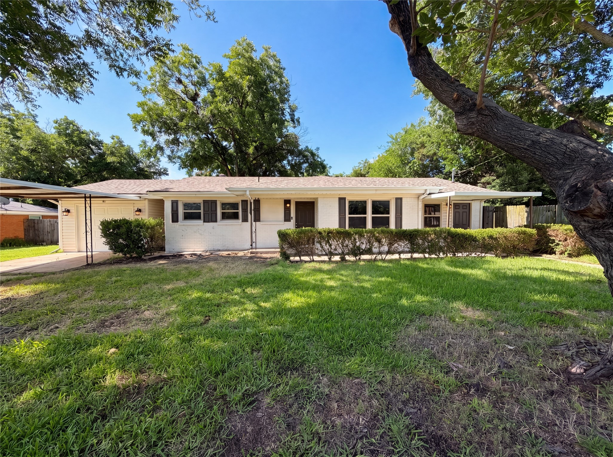 402 Childers Avenue Benbrook TX 76126