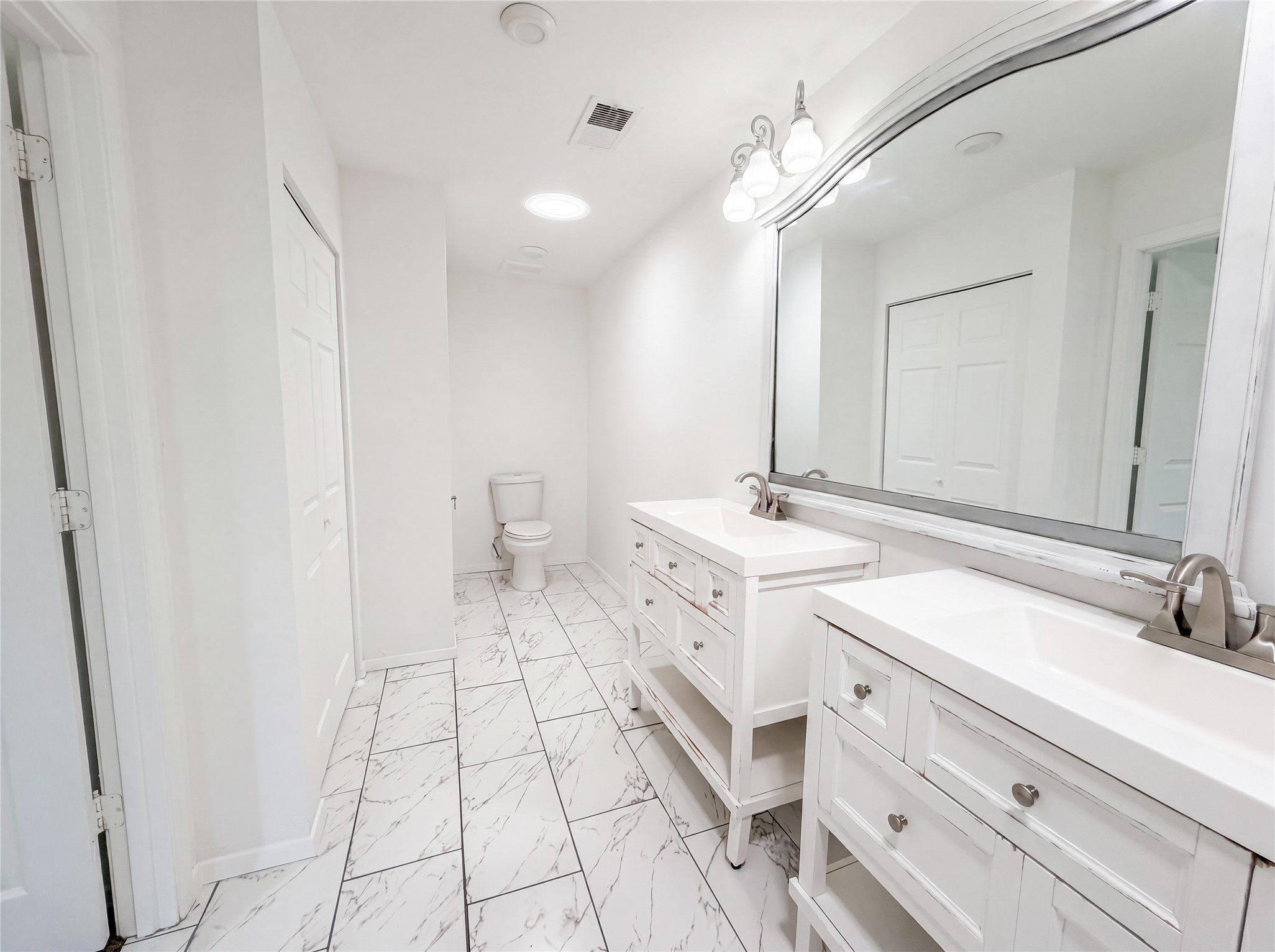 402 Childers Avenue Benbrook TX 76126