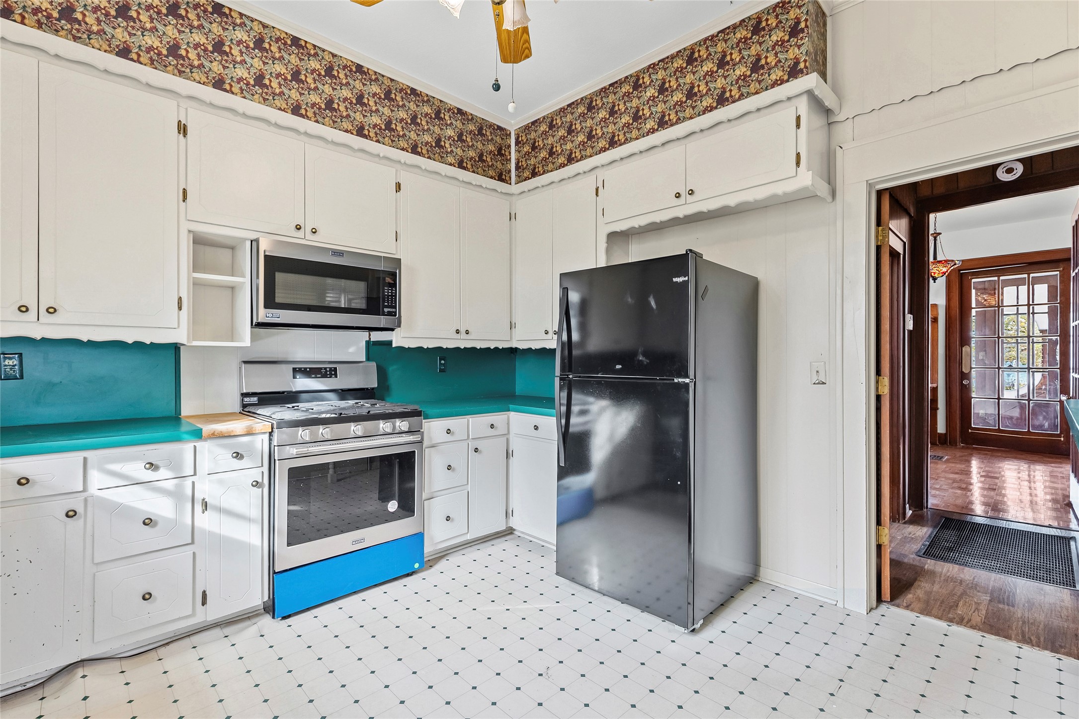 2203 Walworth Street Greenville TX 75401