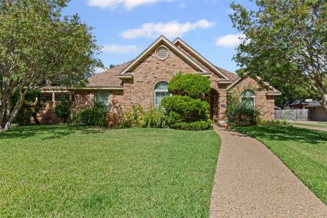 512 Cooper Street Grand Prairie TX 75052