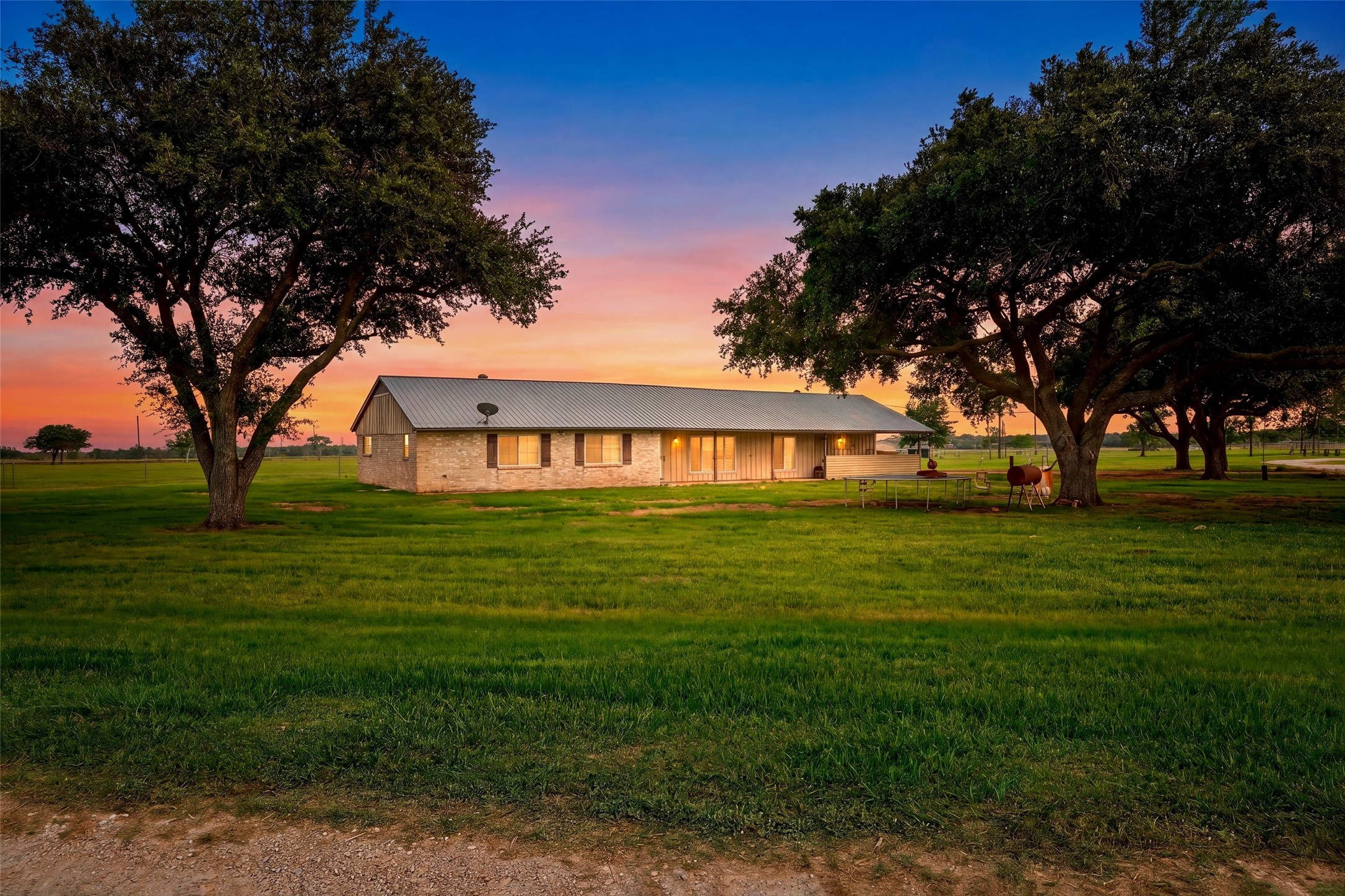 5523 Ehrman Lake Lane Wallis TX 77485