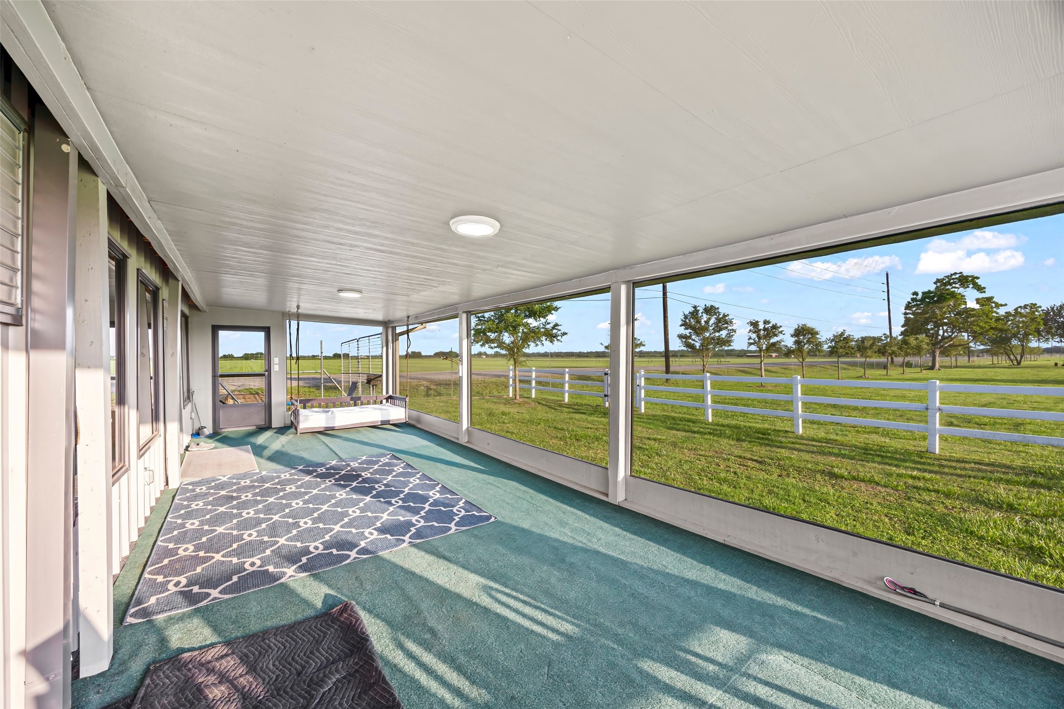 5523 Ehrman Lake Lane Wallis TX 77485