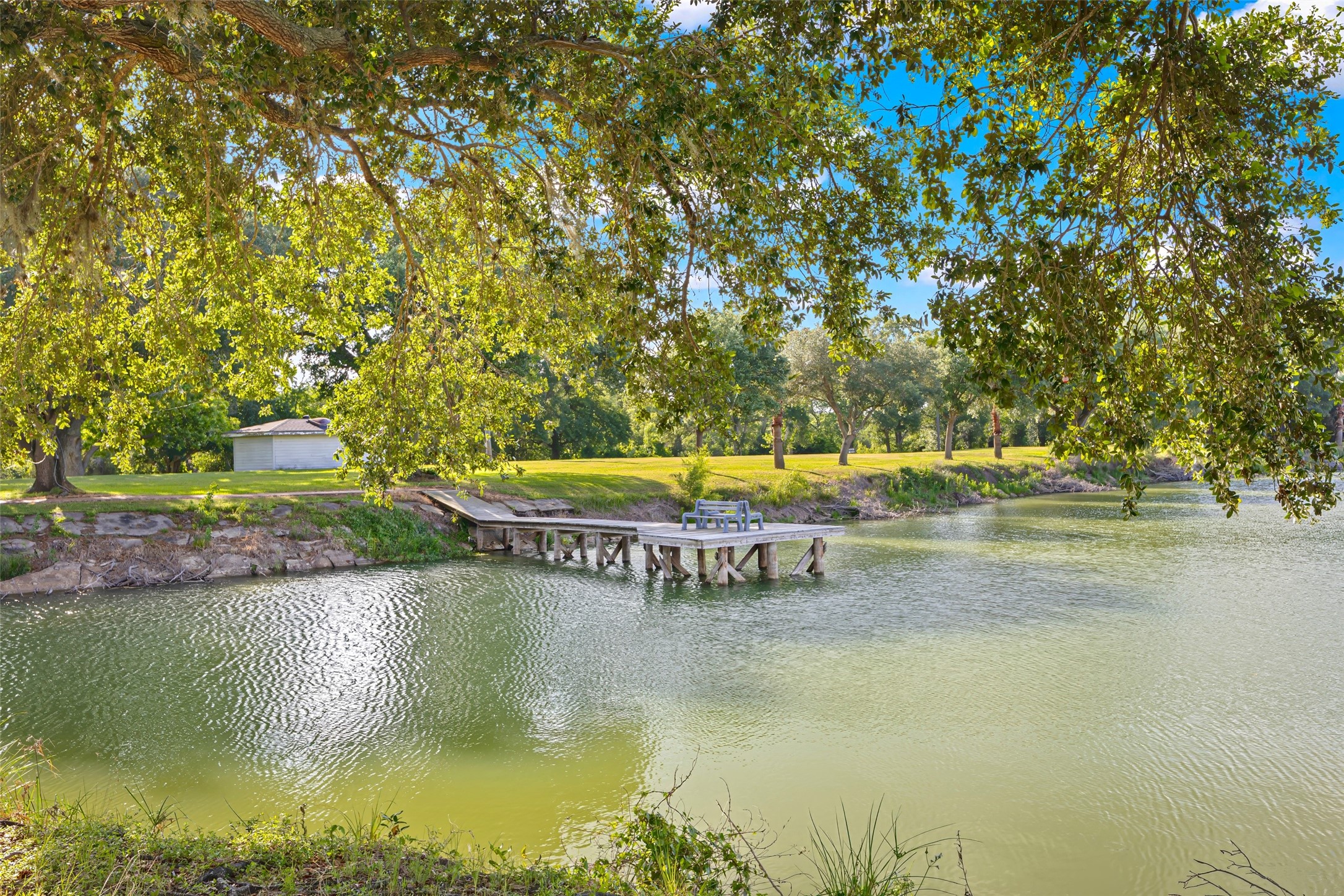 5523 Ehrman Lake Lane Wallis TX 77485