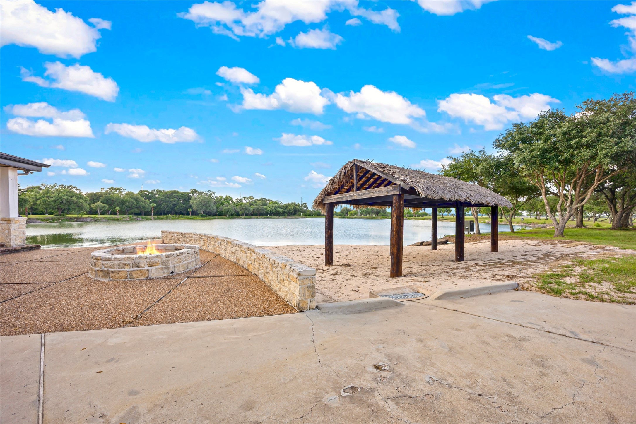 5523 Ehrman Lake Lane Wallis TX 77485