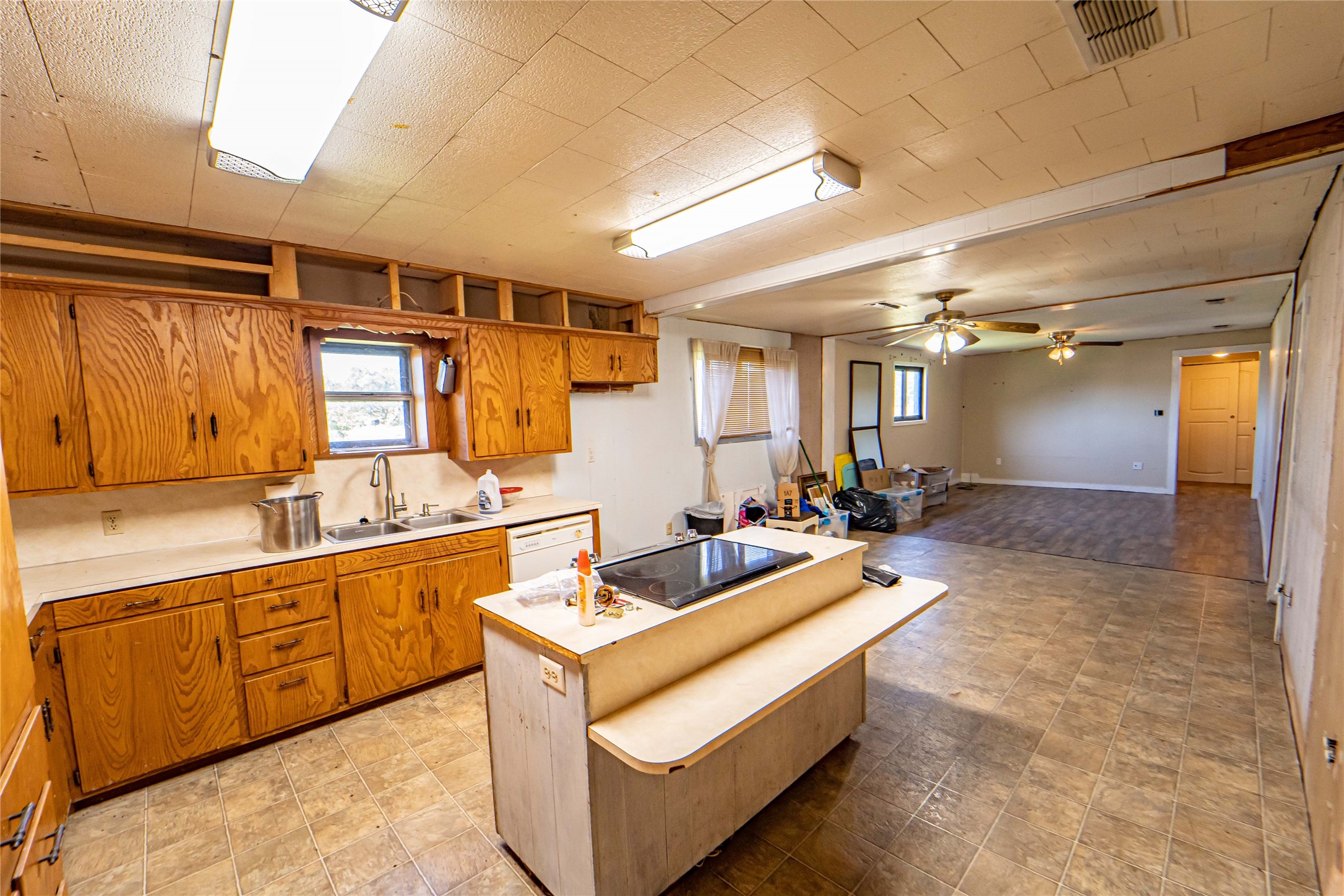 701 Fm 209 E Woodson TX 76491