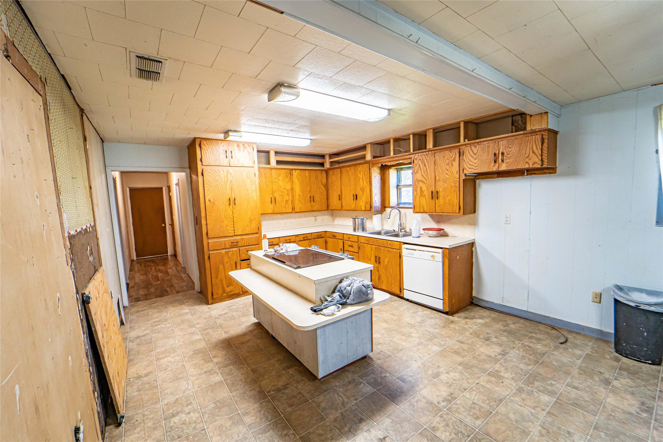 701 Fm 209 E Woodson TX 76491