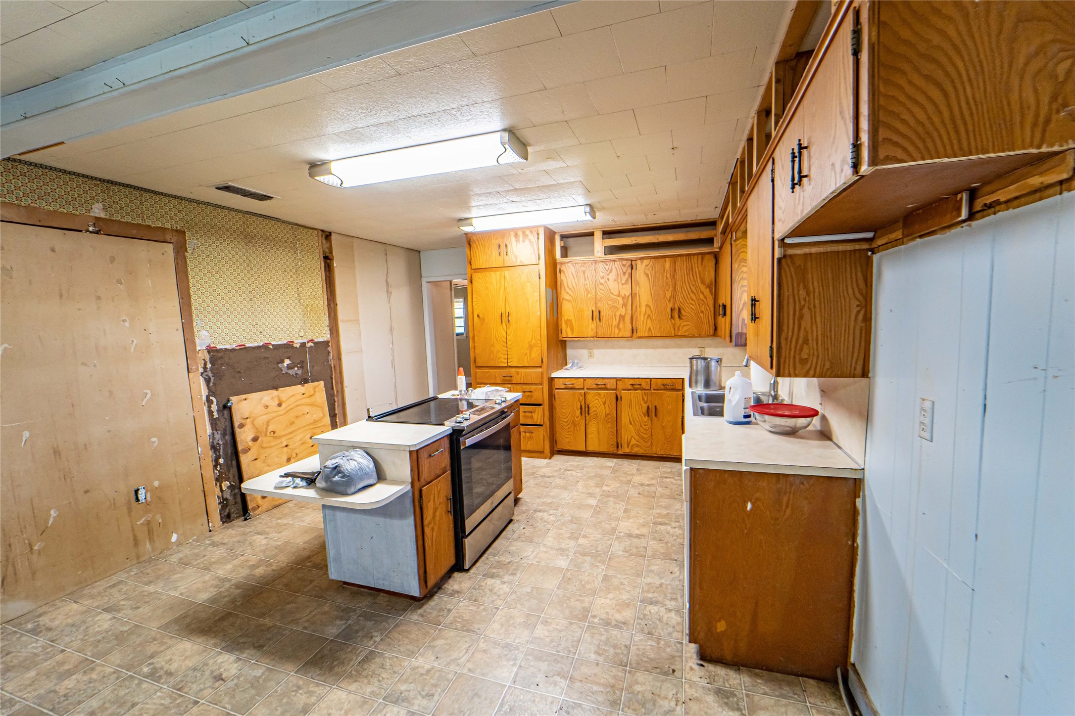 701 Fm 209 E Woodson TX 76491