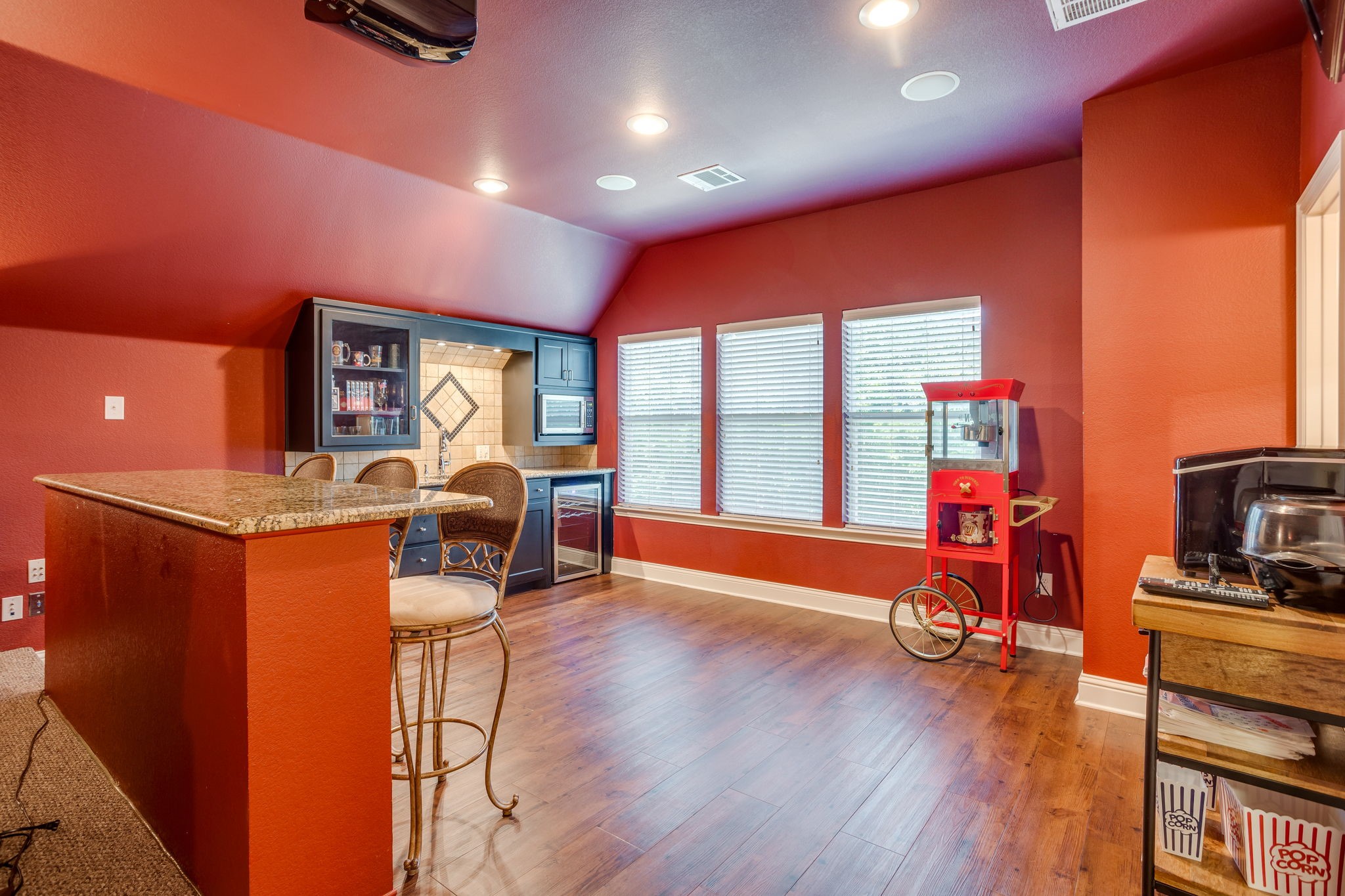2620 Waters Edge Drive Grand Prairie TX 75054