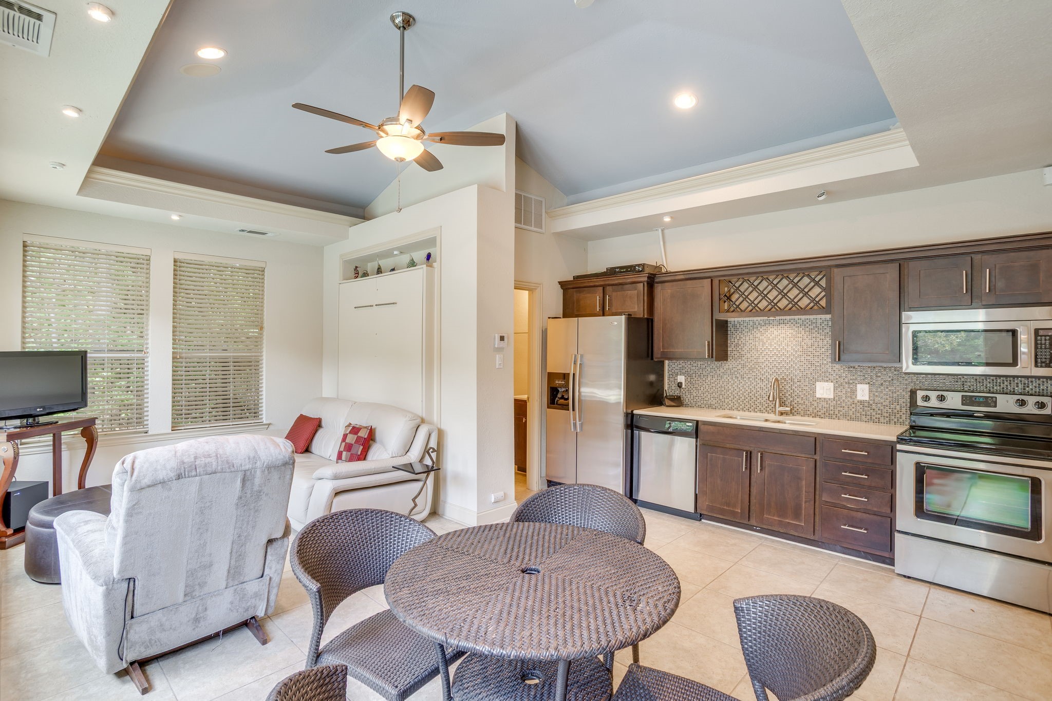2620 Waters Edge Drive Grand Prairie TX 75054