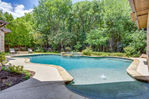 2620 Waters Edge Drive Grand Prairie TX 75054