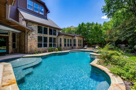 2620 Waters Edge Drive Grand Prairie TX 75054
