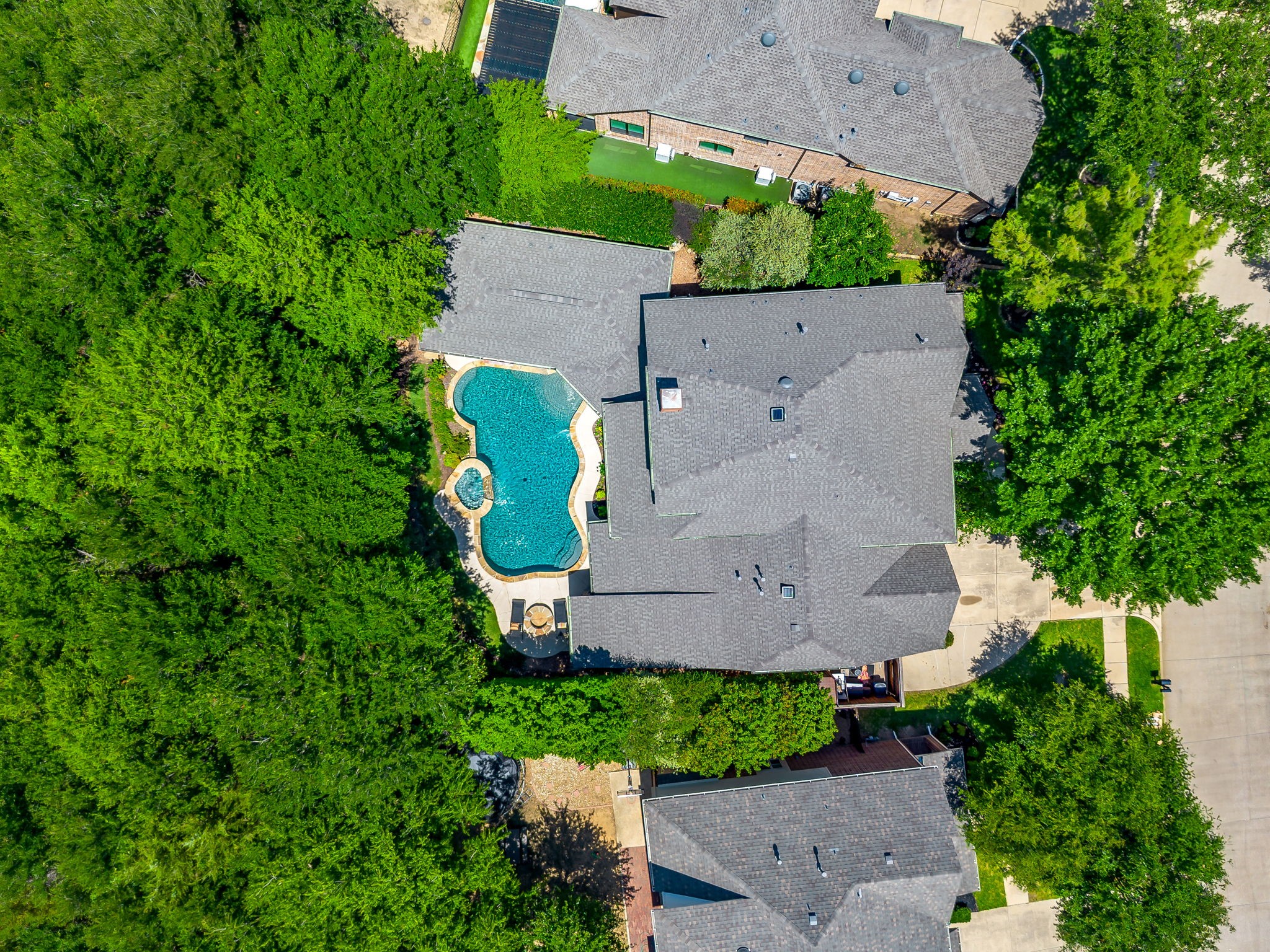 2620 Waters Edge Drive Grand Prairie TX 75054