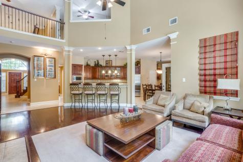 2620 Waters Edge Drive Grand Prairie TX 75054