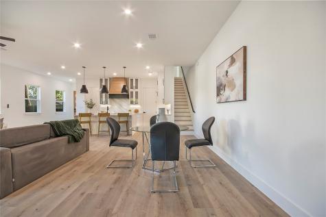 2005 Hearne Avenue Dallas TX 75212