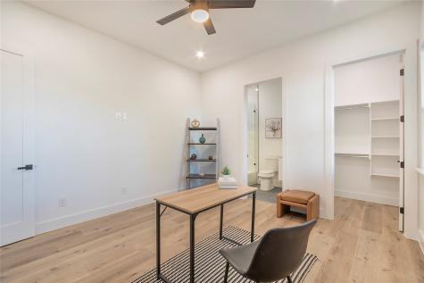 2005 Hearne Avenue Dallas TX 75212