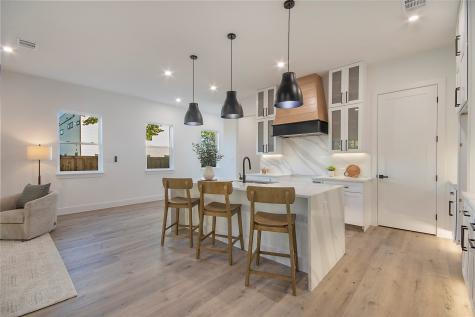 2005 Hearne Avenue Dallas TX 75212