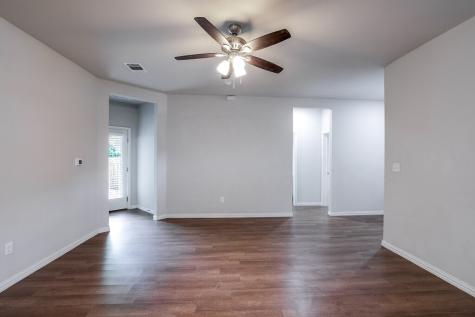370 S Pecan Street Milford TX 76670