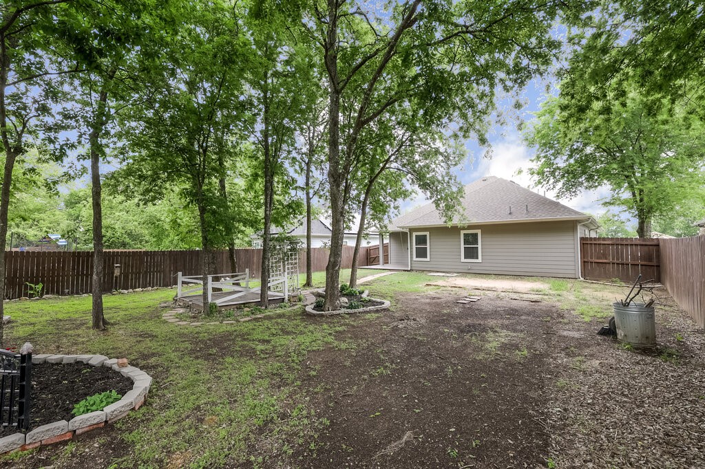 370 S Pecan Street Milford TX 76670