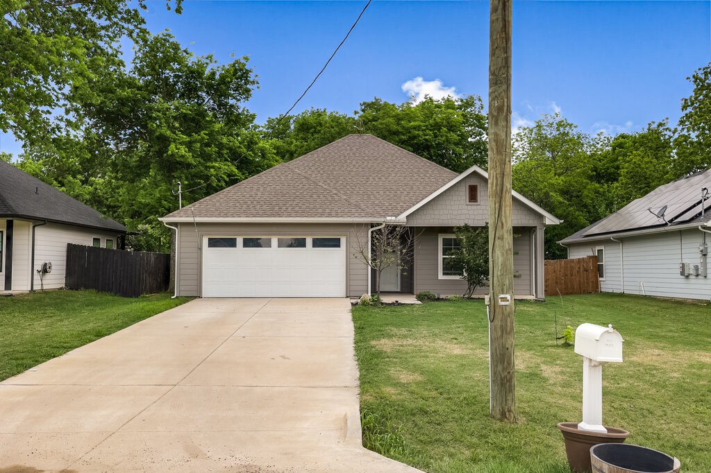370 S Pecan Street Milford TX 76670