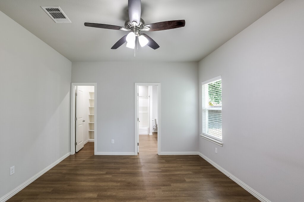 370 S Pecan Street Milford TX 76670