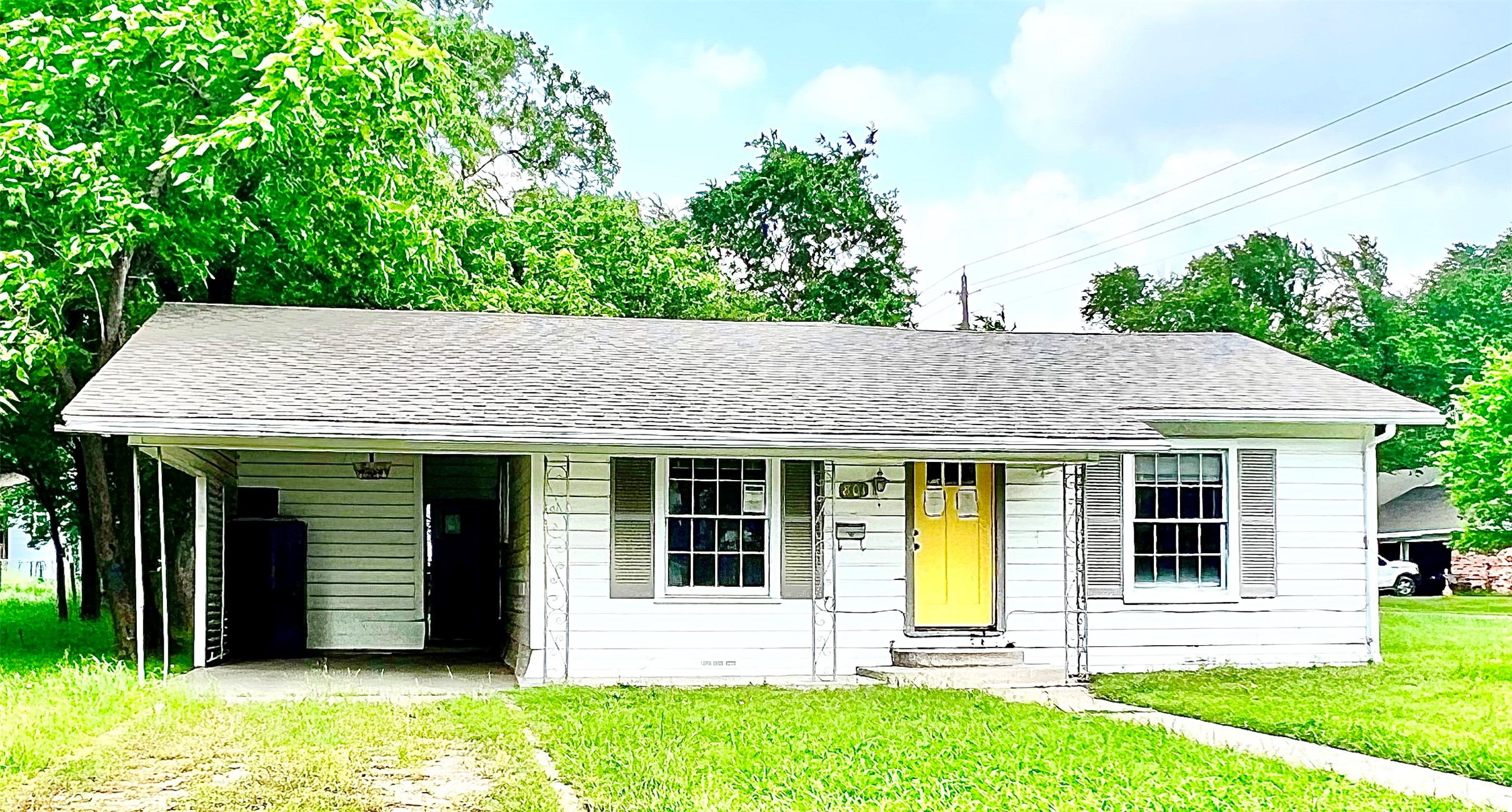 801 W State Street Groesbeck TX 76642