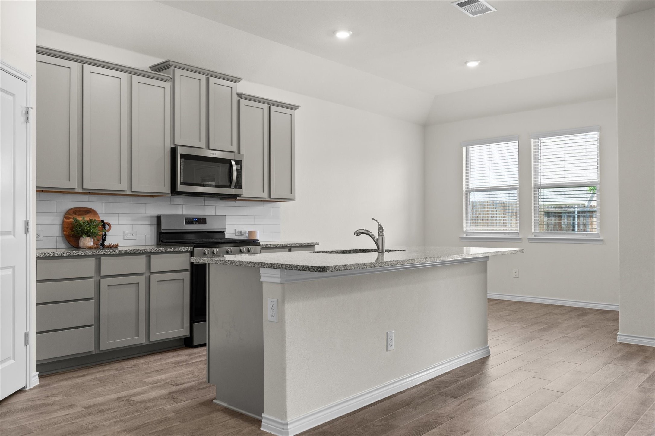 10605 Ponderosa Trail Aubrey TX 76227