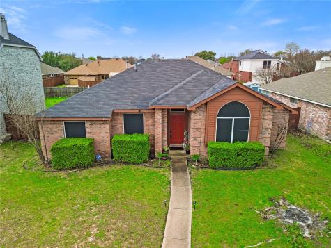 806 Bray Street Cedar Hill TX 75104