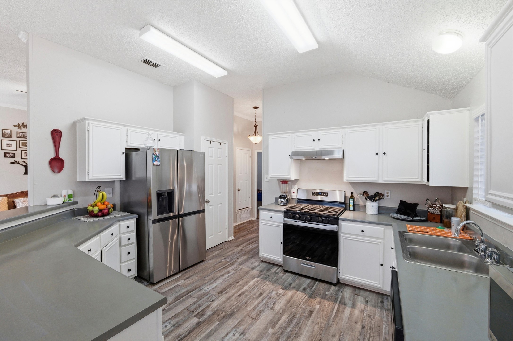 806 Bray Street Cedar Hill TX 75104