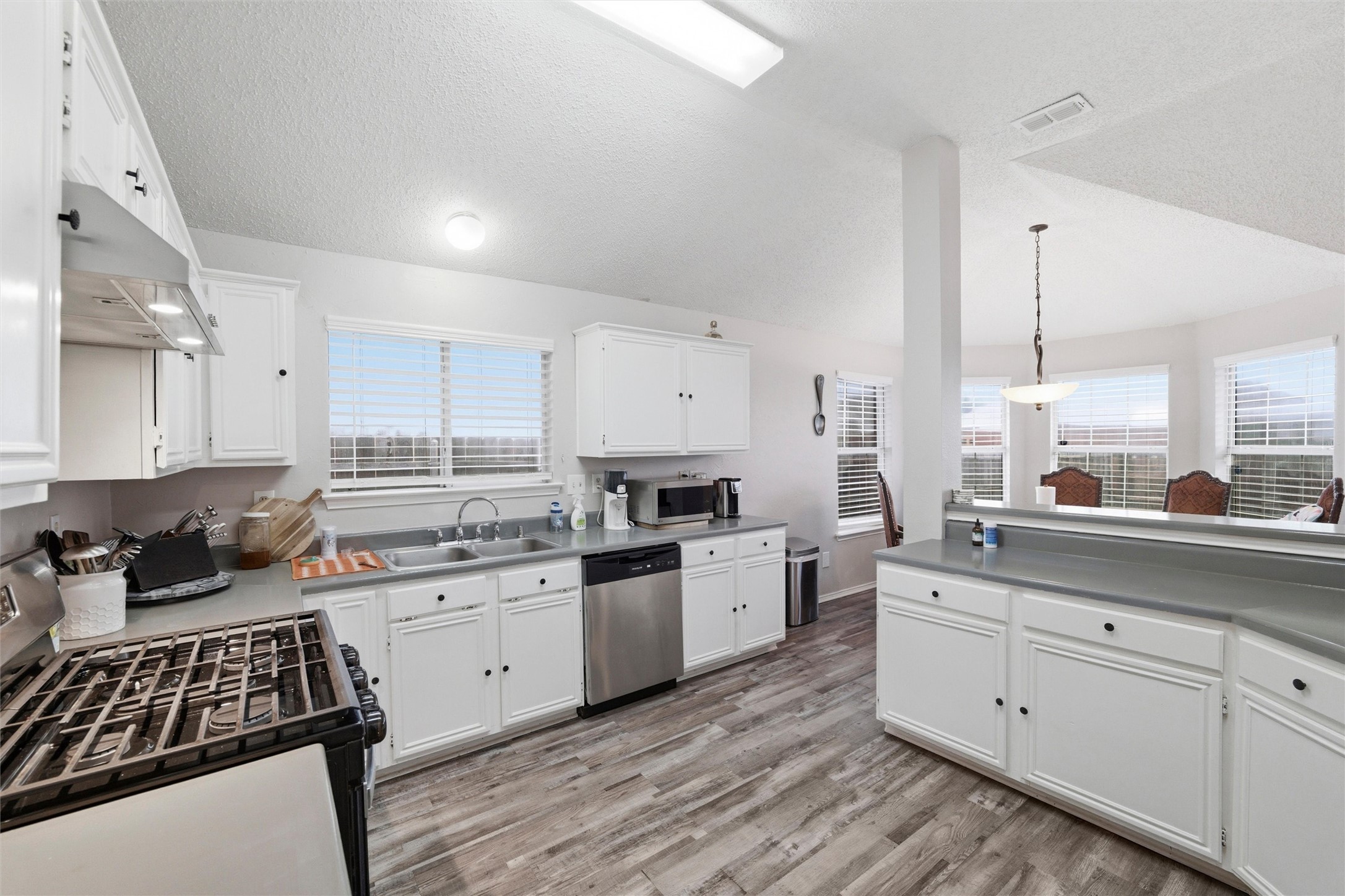 806 Bray Street Cedar Hill TX 75104
