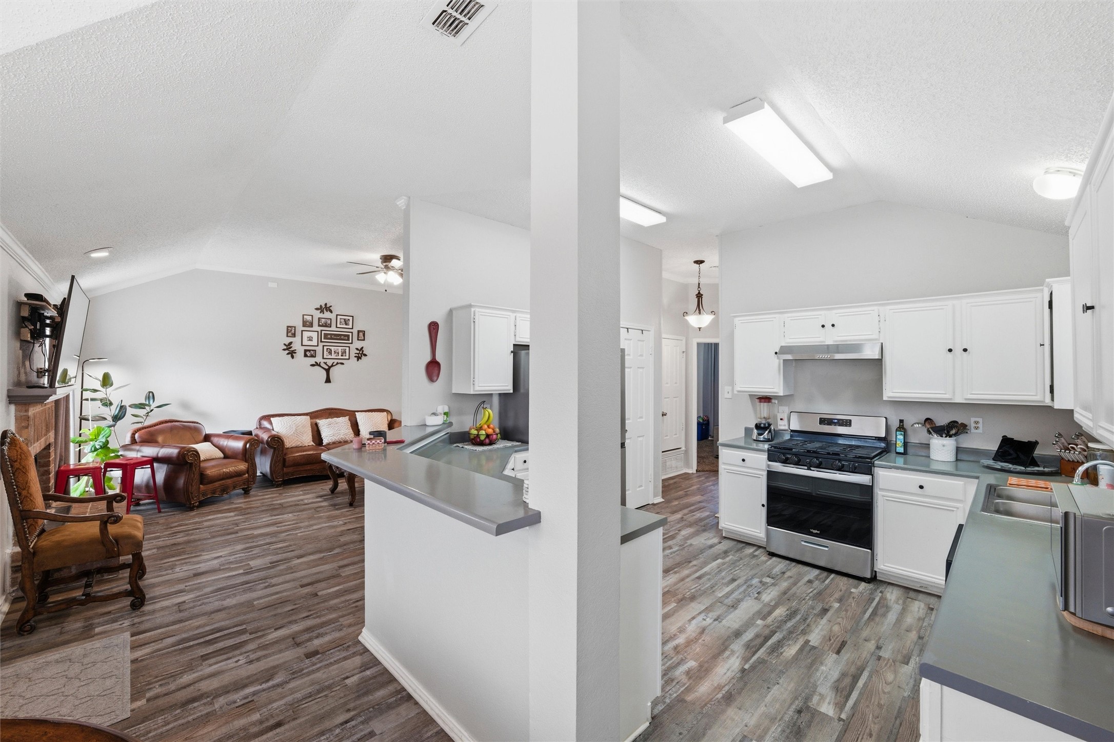 806 Bray Street Cedar Hill TX 75104