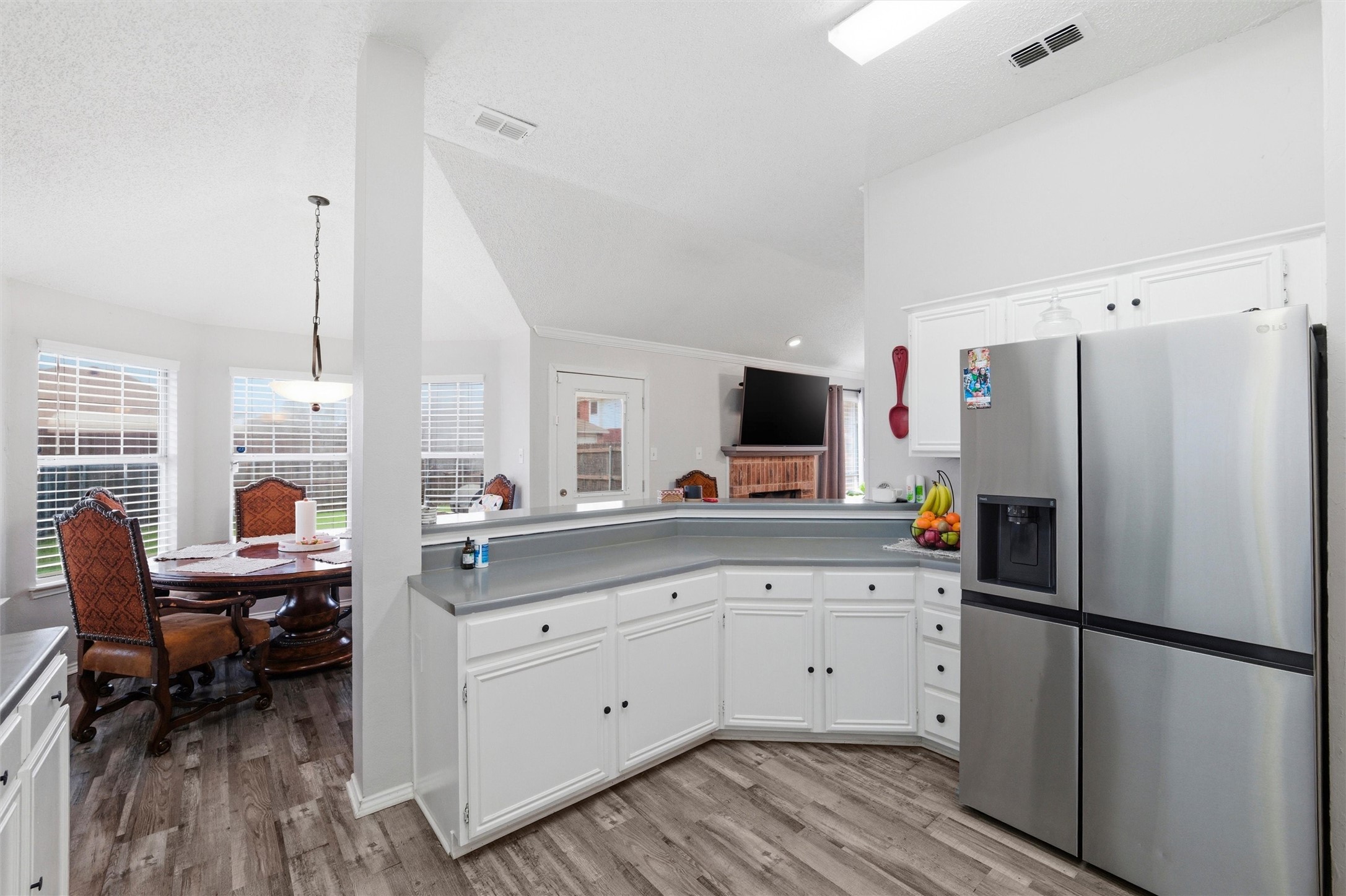 806 Bray Street Cedar Hill TX 75104