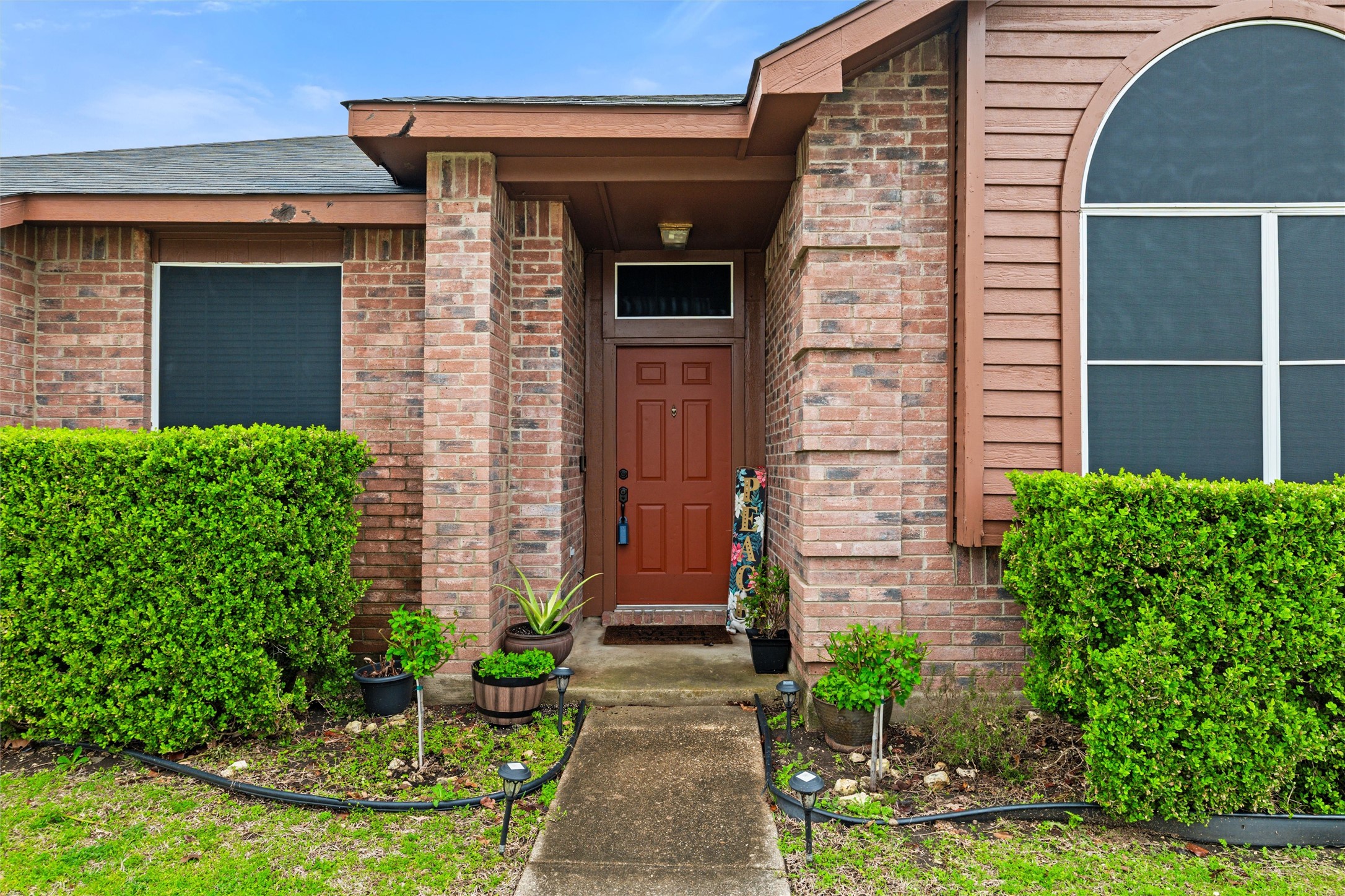 806 Bray Street Cedar Hill TX 75104