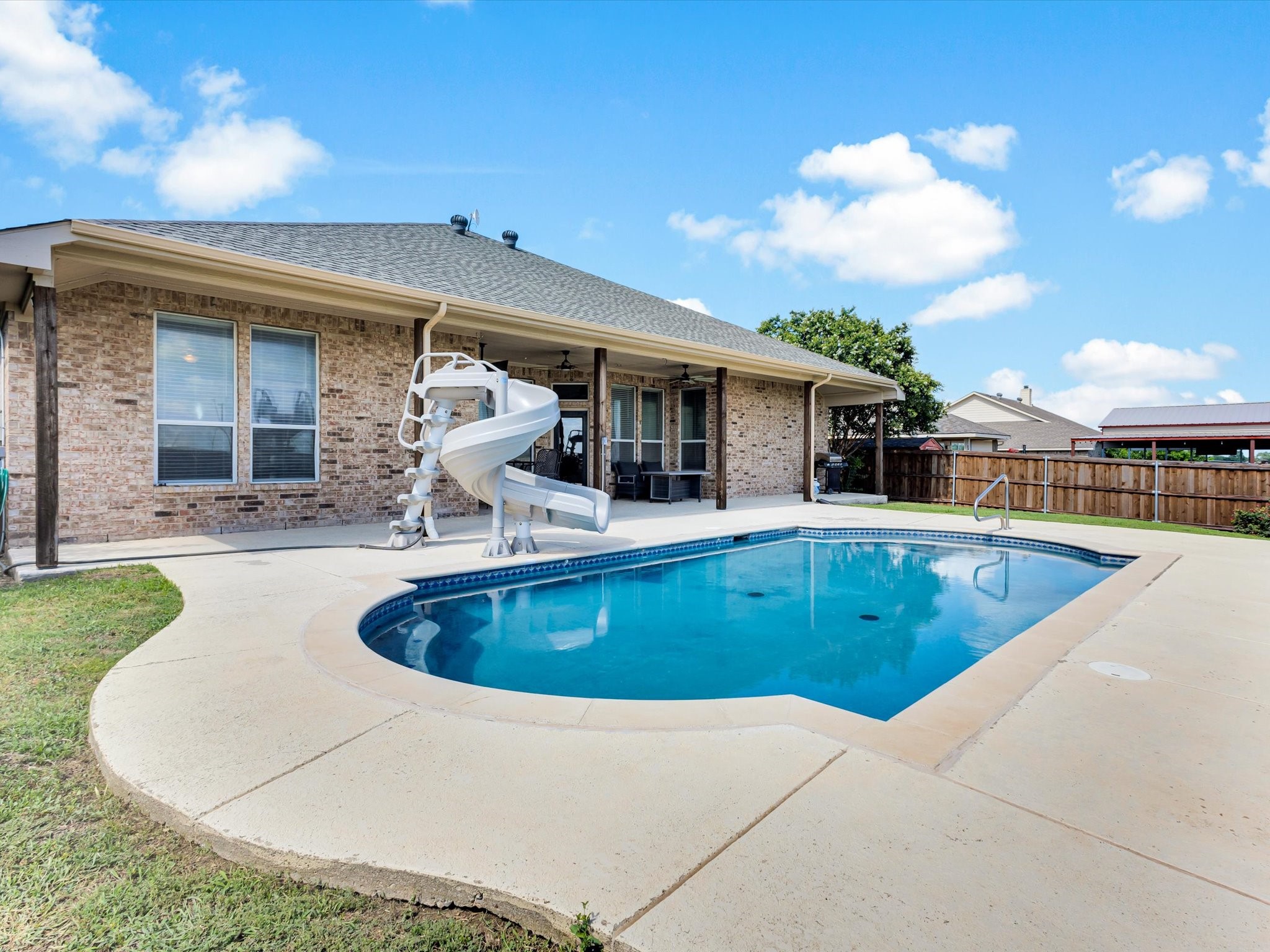205 King George Road Ponder TX 76259
