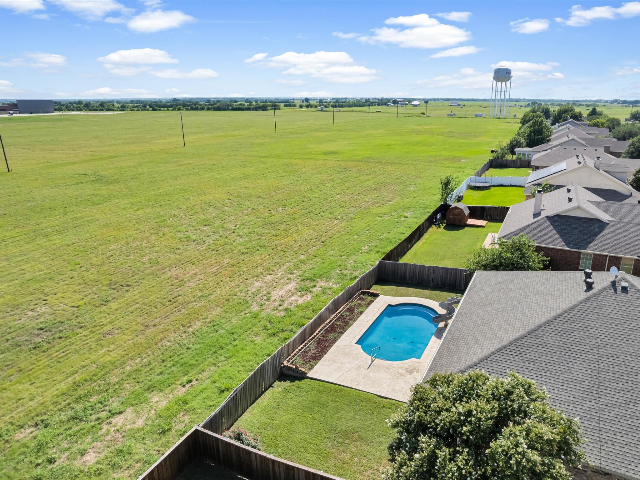 205 King George Road Ponder TX 76259