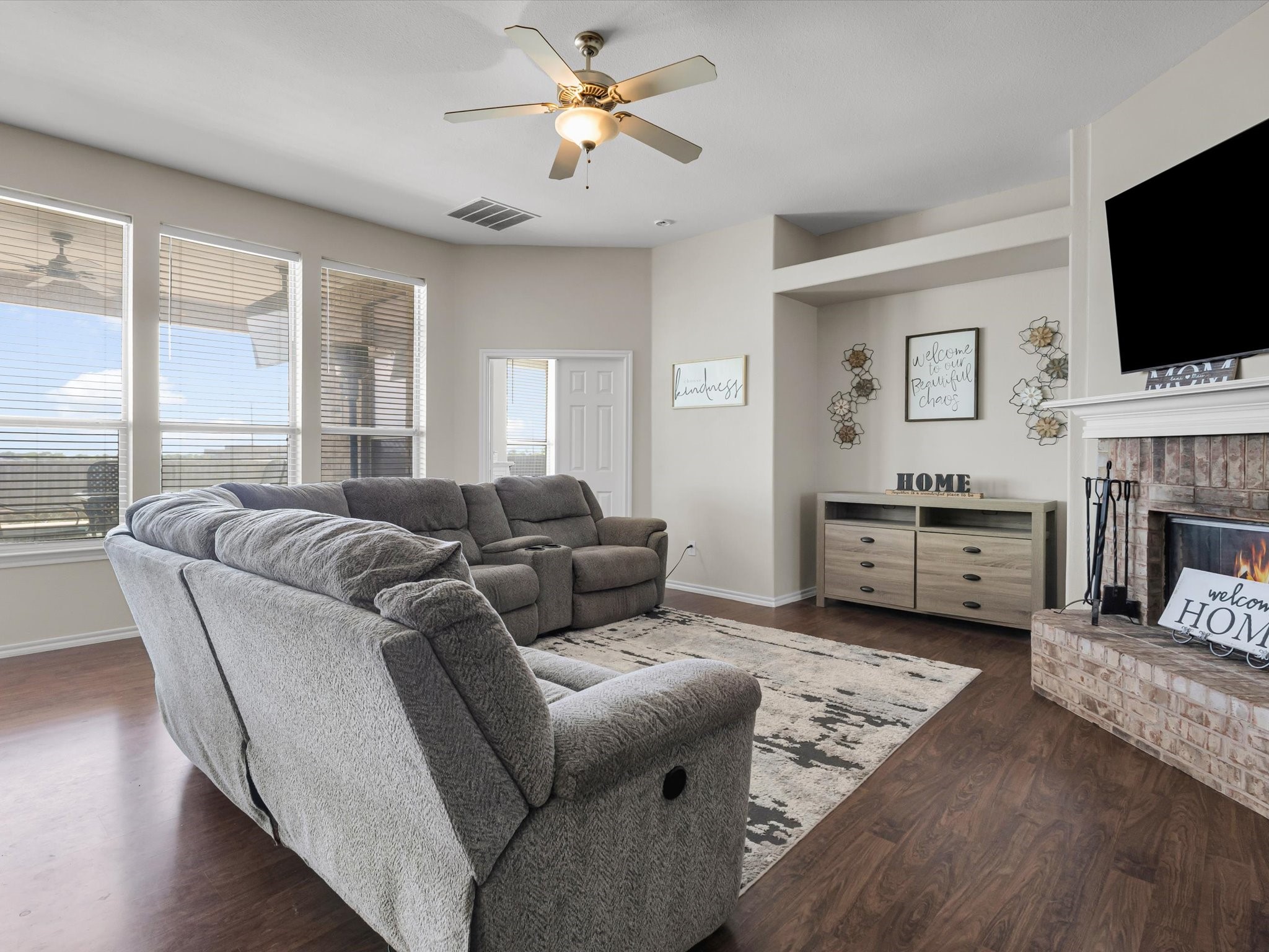 205 King George Road Ponder TX 76259