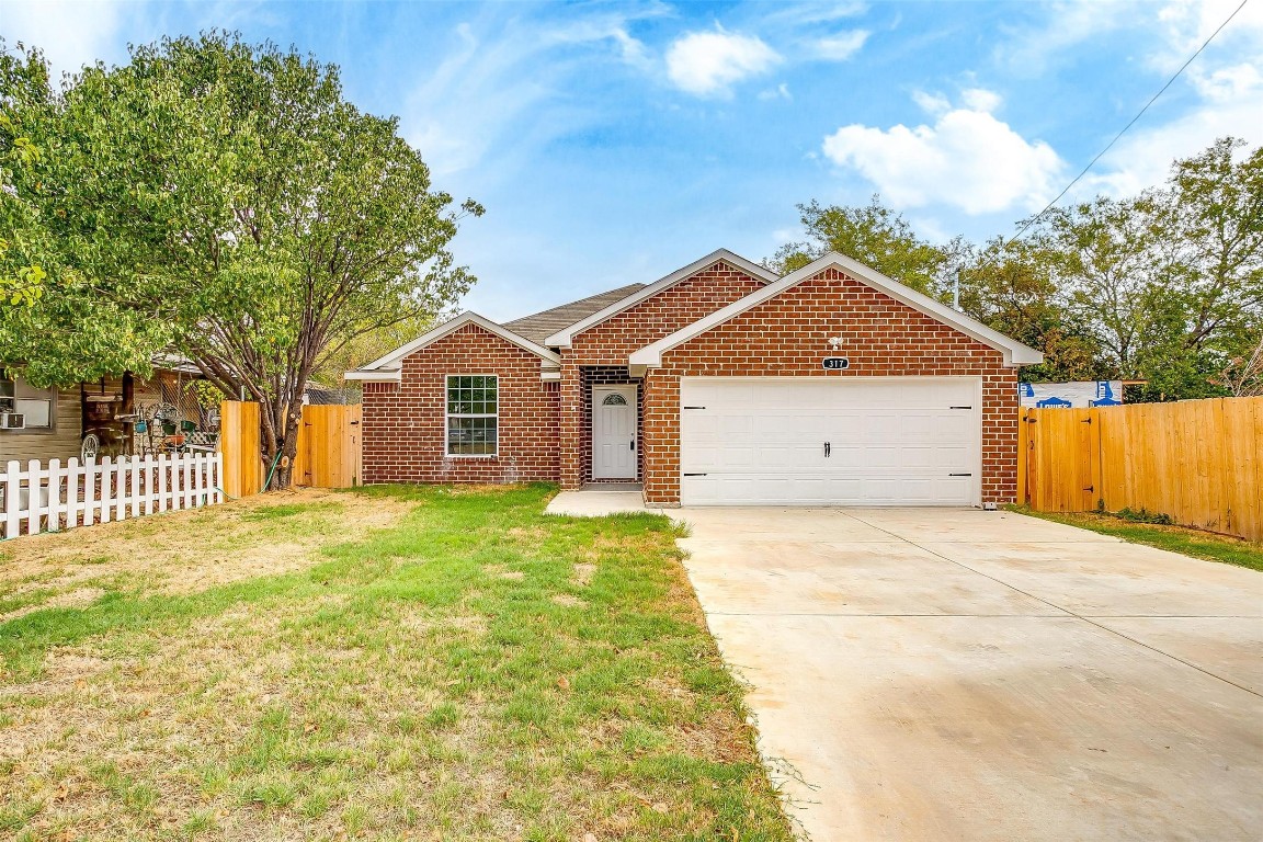 317 S Hampshire Street Saginaw TX 76179