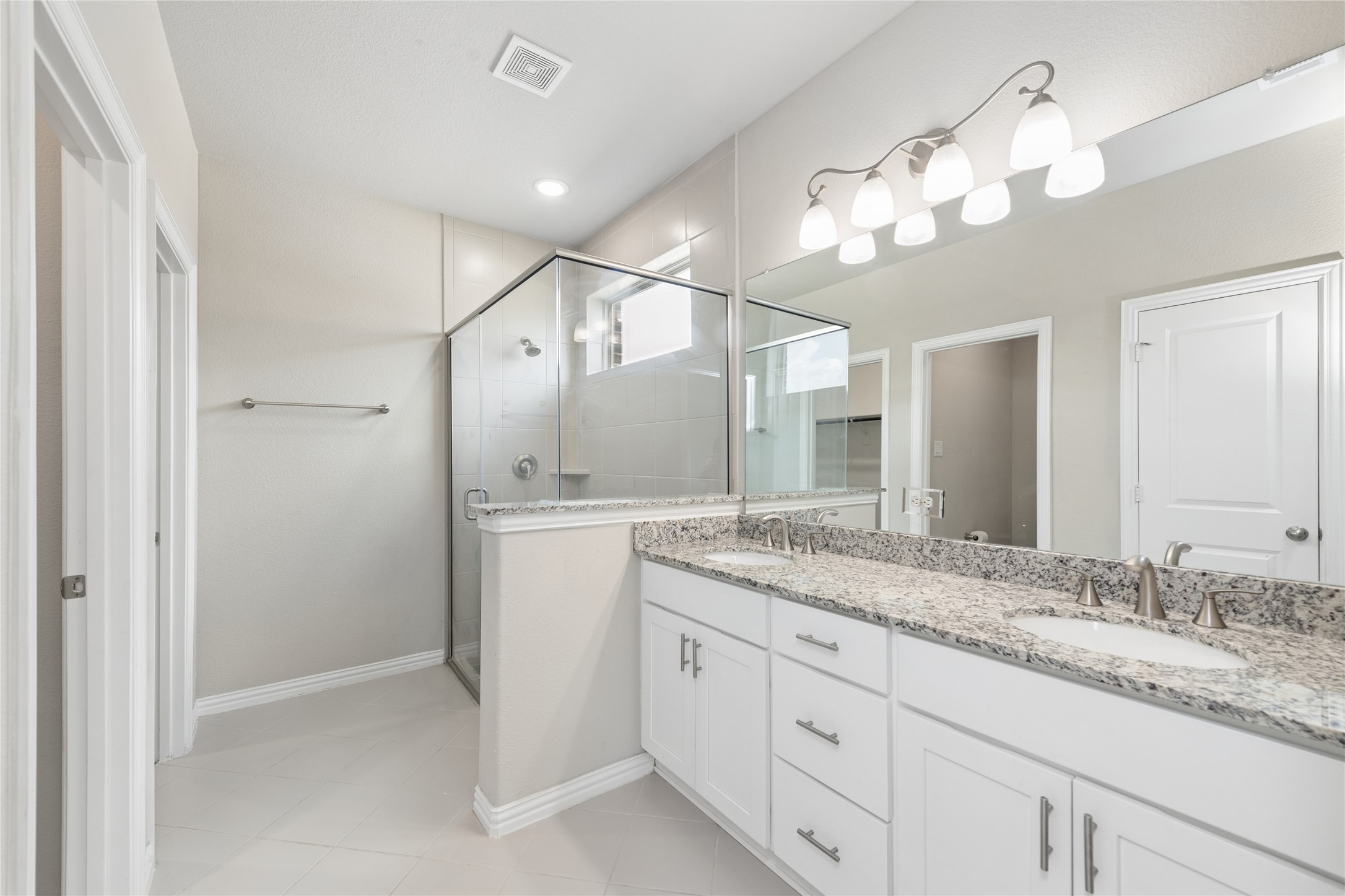 535 Hillcrest Circle Justin TX 76247