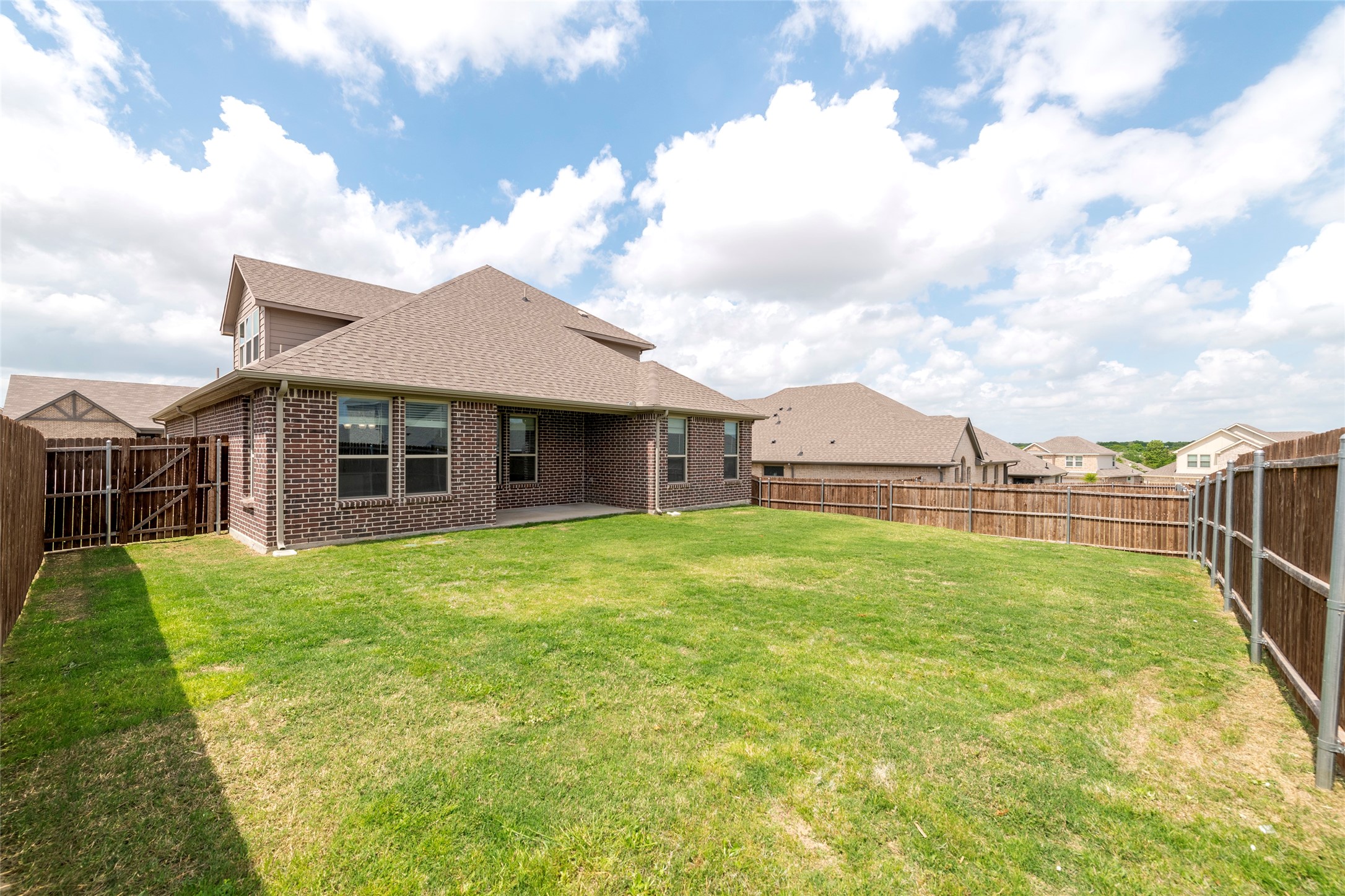 535 Hillcrest Circle Justin TX 76247