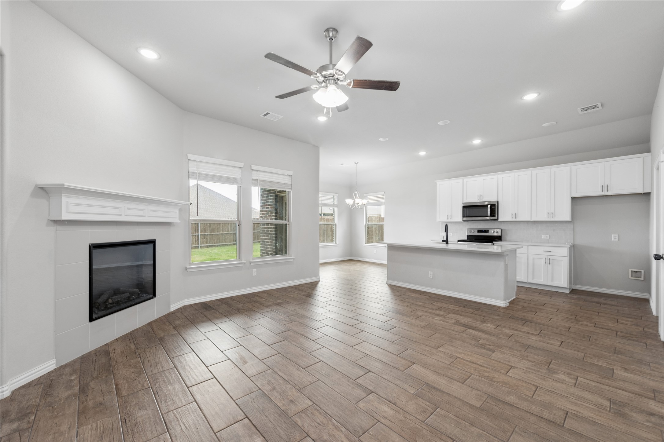 535 Hillcrest Circle Justin TX 76247