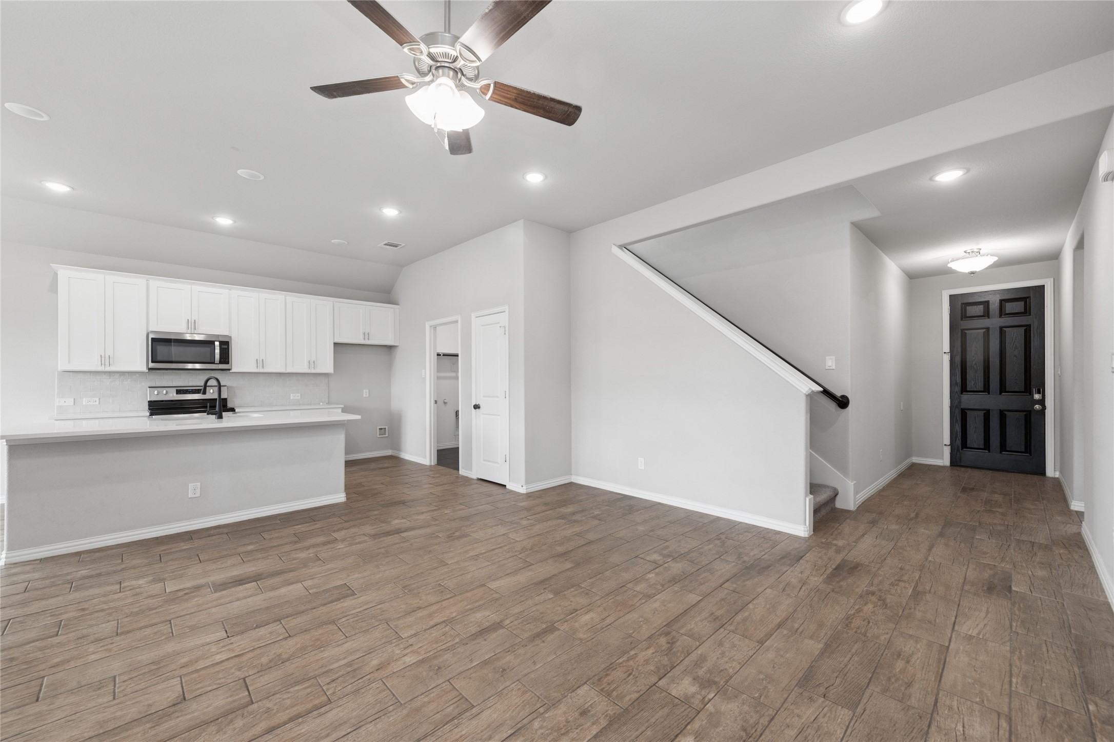 535 Hillcrest Circle Justin TX 76247