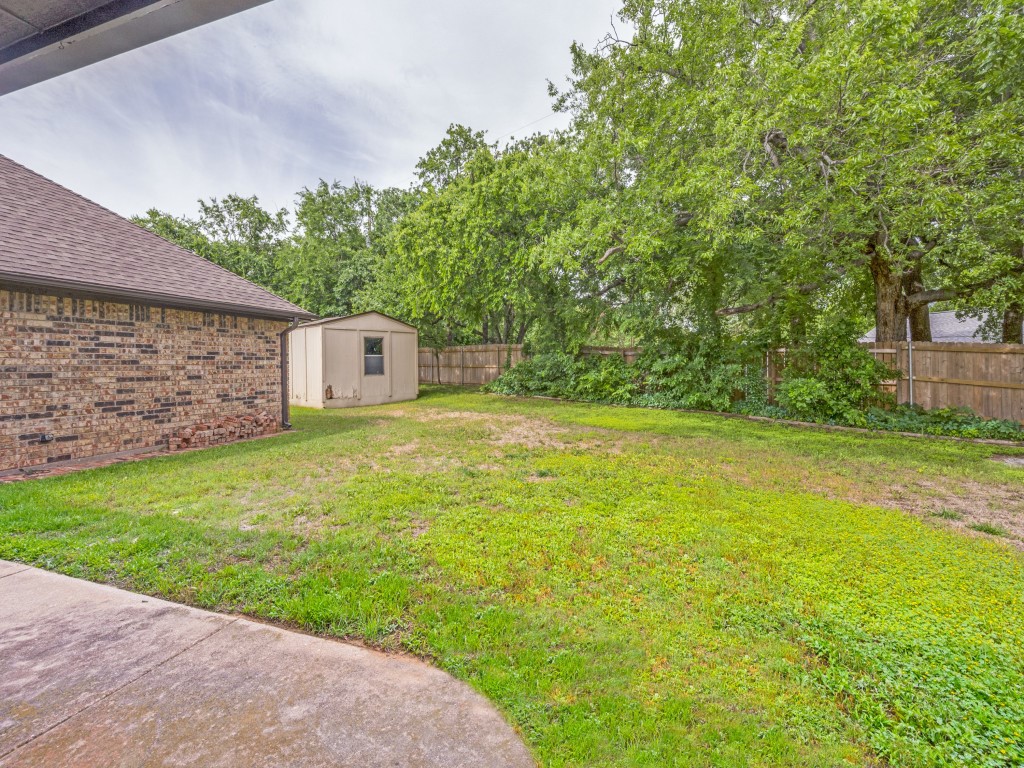 1702 Dickerson Drive Pantego TX 76013