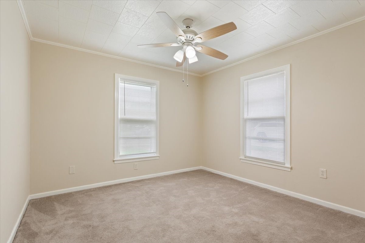 212 Avenue E Lacy Lakeview TX 76705