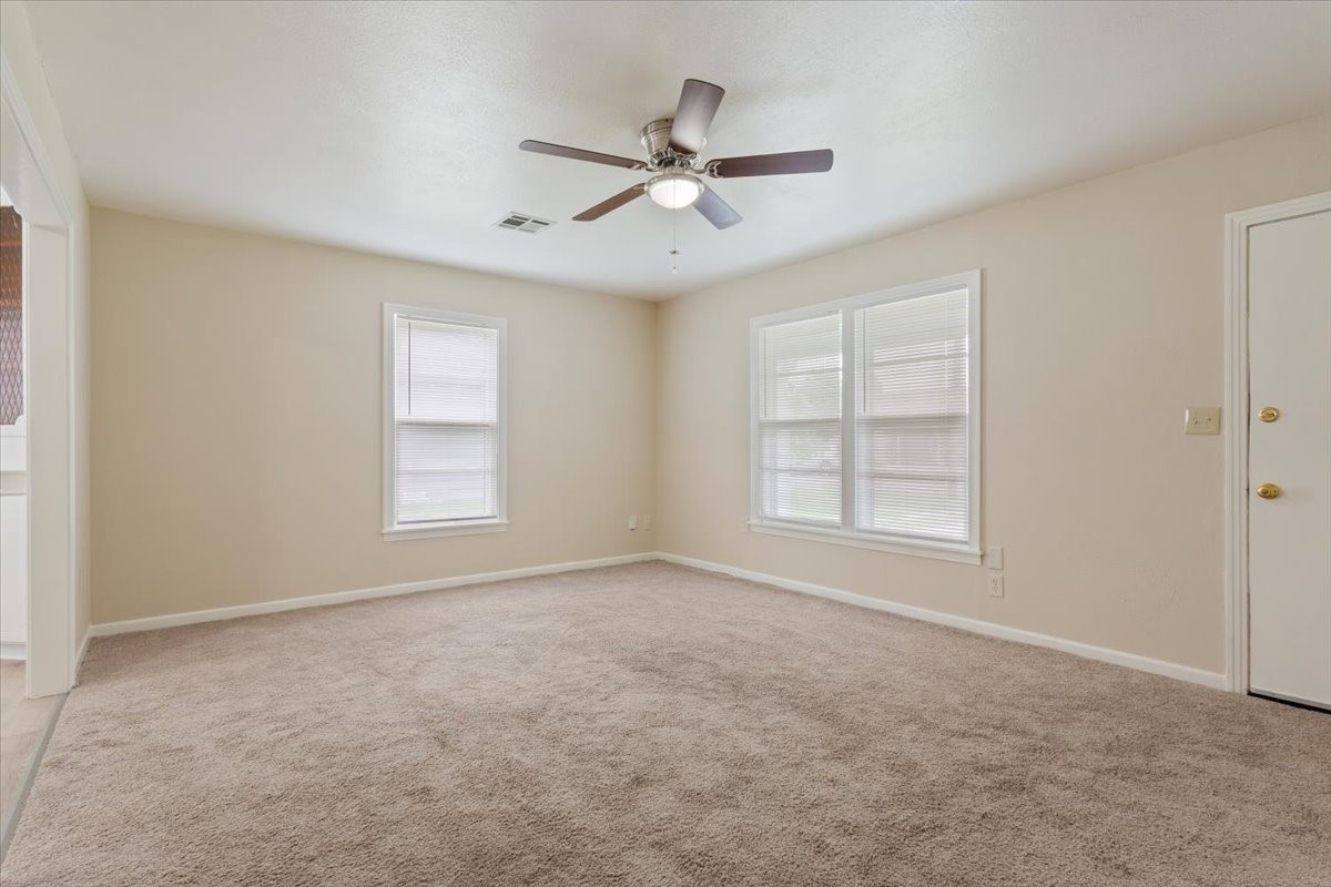 212 Avenue E Lacy Lakeview TX 76705