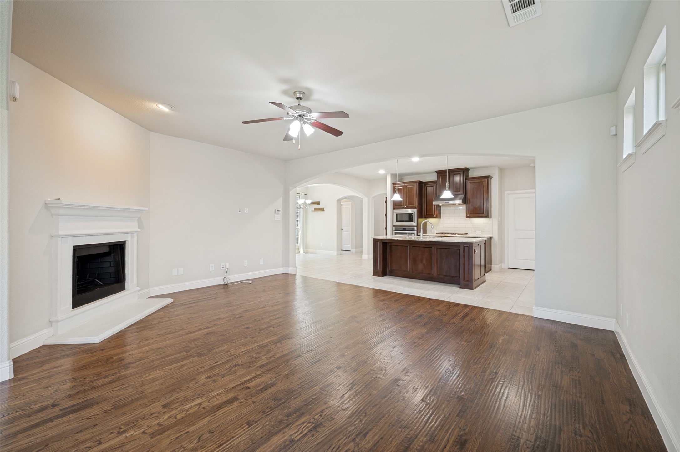 401 Palamedes Street Lewisville TX 75056