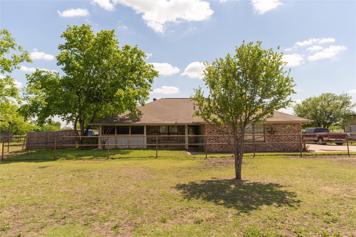 1966 Chinn Road Denton TX 76207