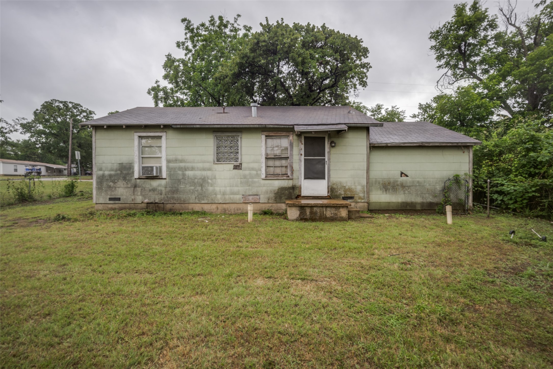 1202 Lindsey Street Denton TX 76205