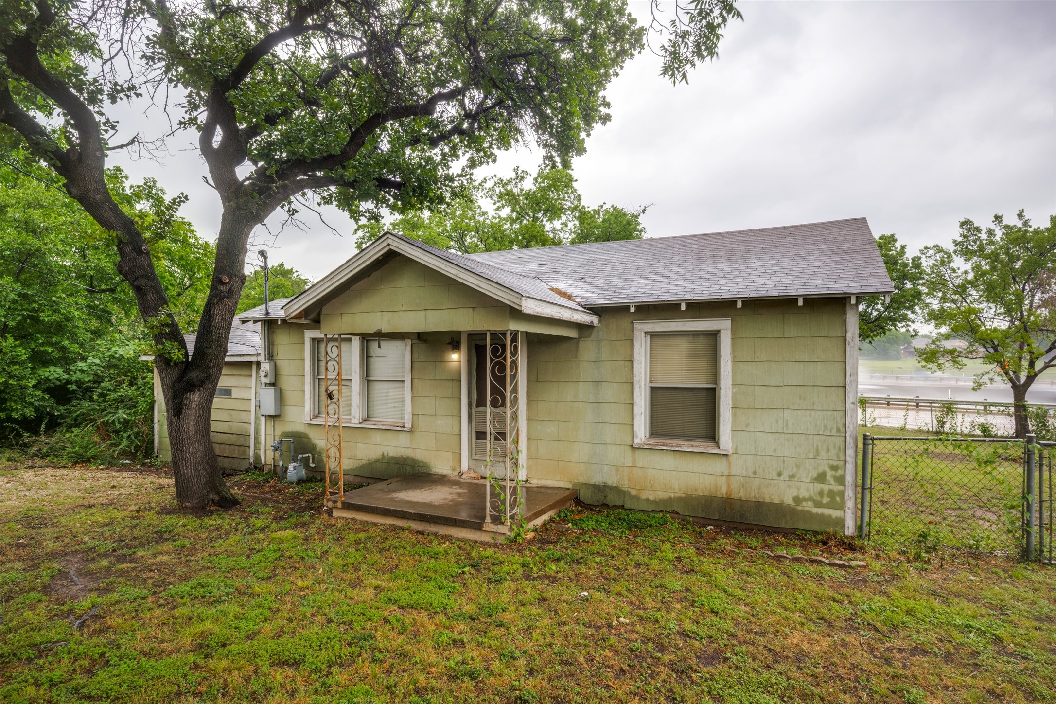 1202 Lindsey Street Denton TX 76205