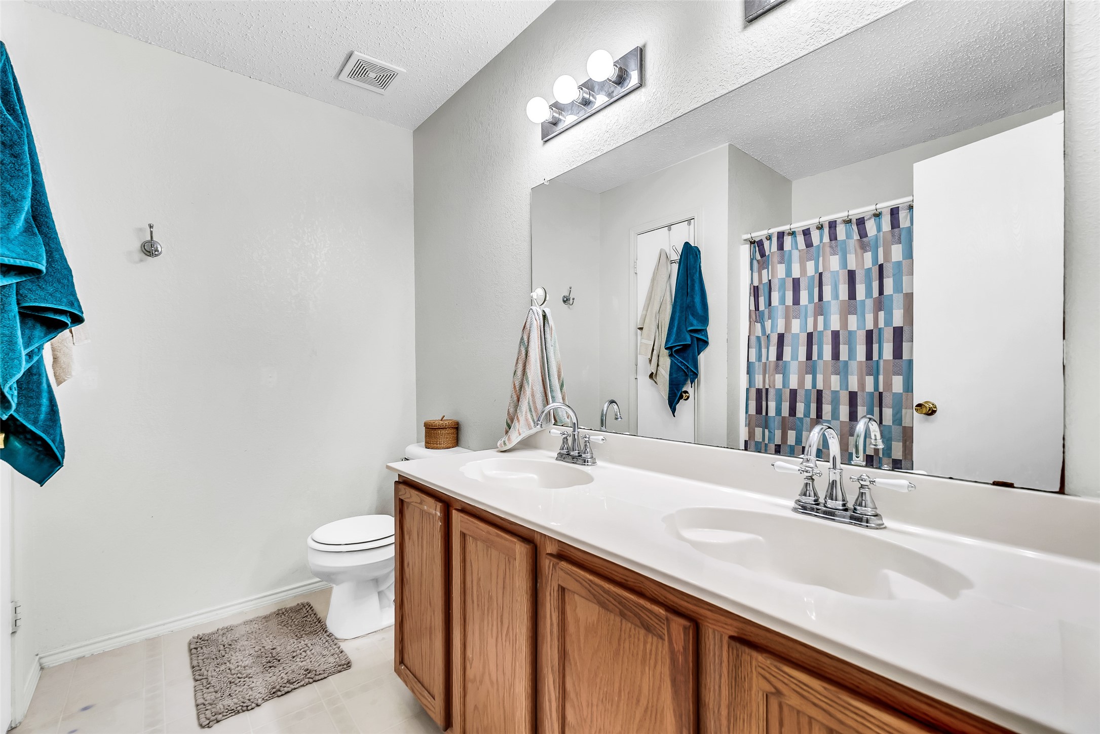 5237 Bedfordshire Drive Fort Worth TX 76135