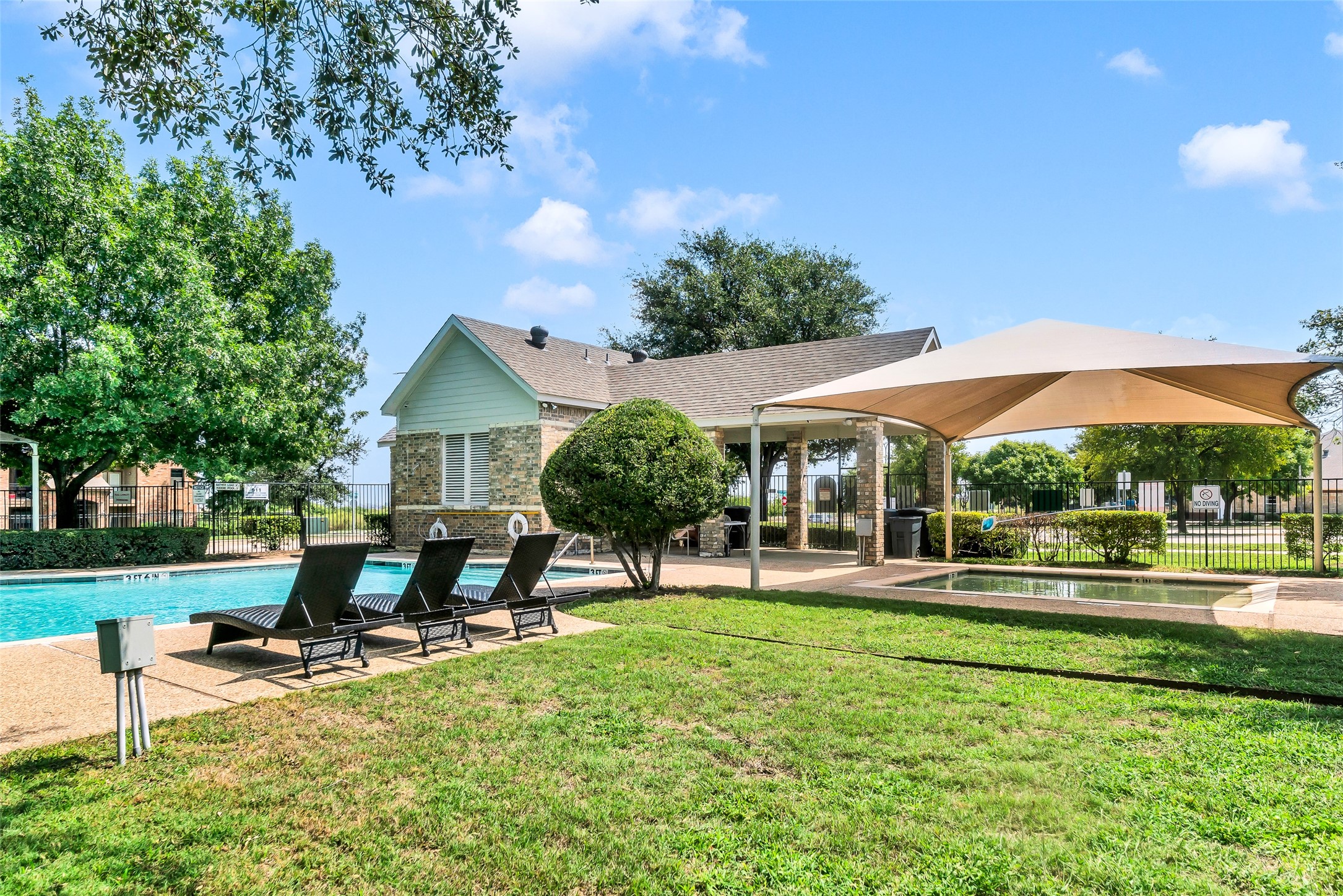 5237 Bedfordshire Drive Fort Worth TX 76135
