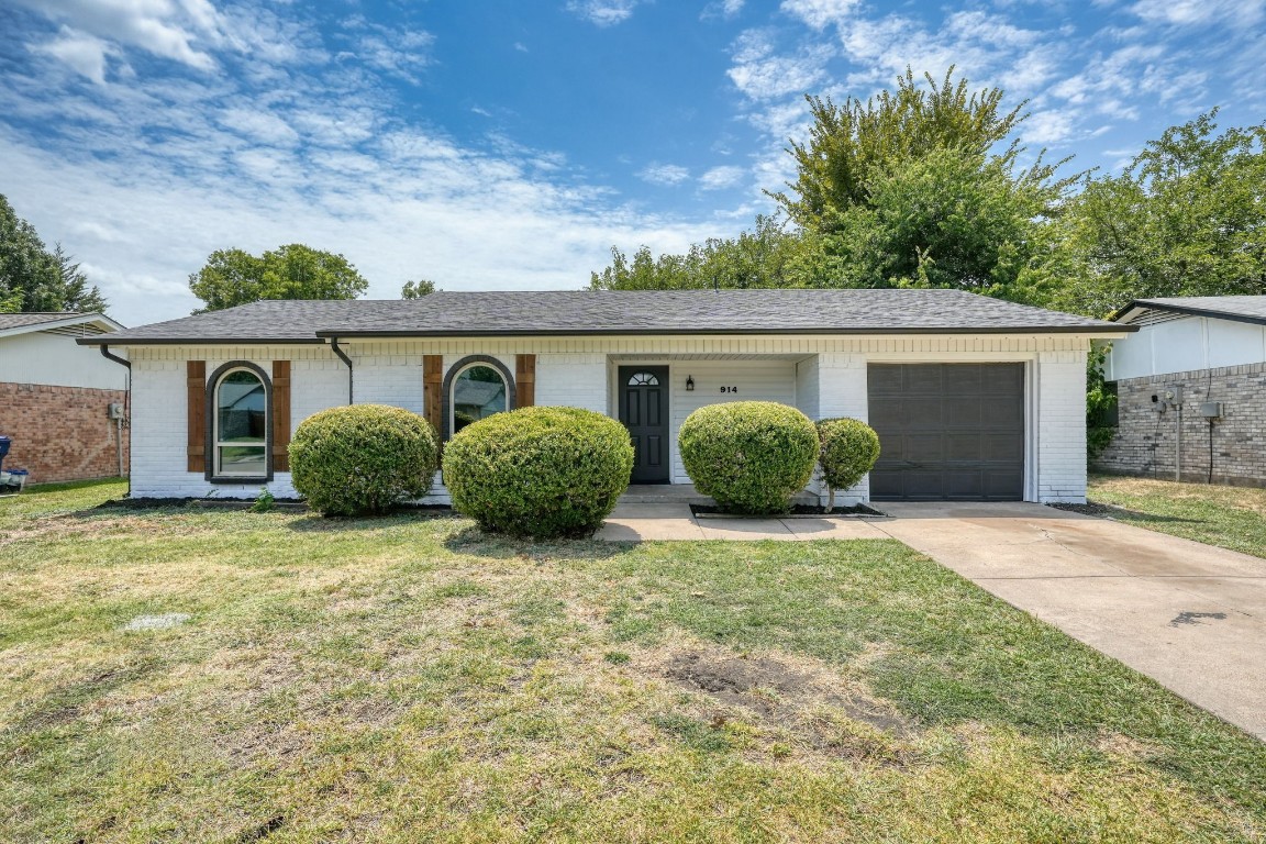 914 Northshore Drive Garland TX 75040